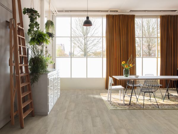 Quick-Step lamināts Classic Old oak light grey CLM1405 32. klase