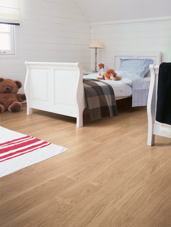 Quick-Step laminate Eligna Natural varnished oak EL896 class 32