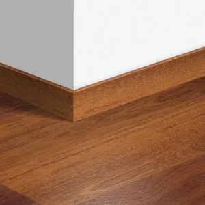 Ламинированный плинтус Quick-Step из мдф 12*58*2400 мм qssk00996