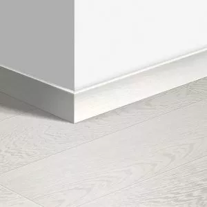 Laminēta mdf grīdlīste Quick-Step 12*58*2400mm qssk01300