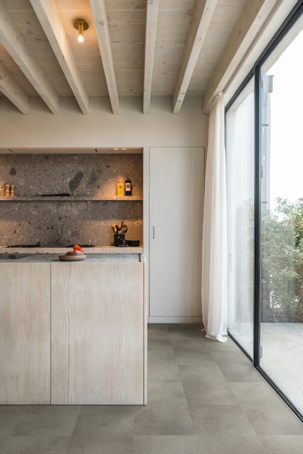 Vinyl flooring Quick-Step Oro Grey Stone AVSTU40234