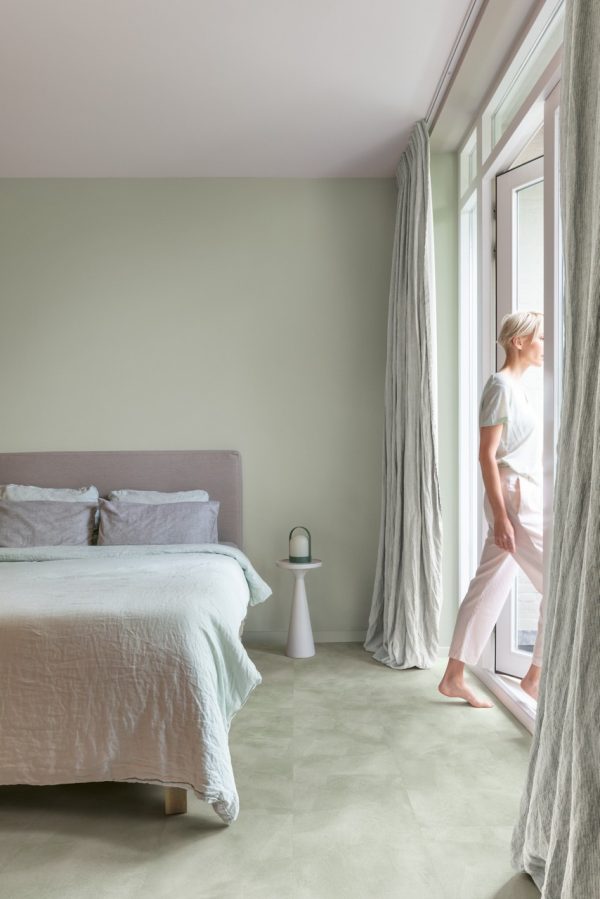 Vinyl flooring Quick-Step Illume Soft sage AVMTU40334