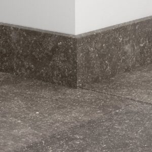 Laminēta grīdlīste Quick-Step 14*77*2400mm QSPSKR05484