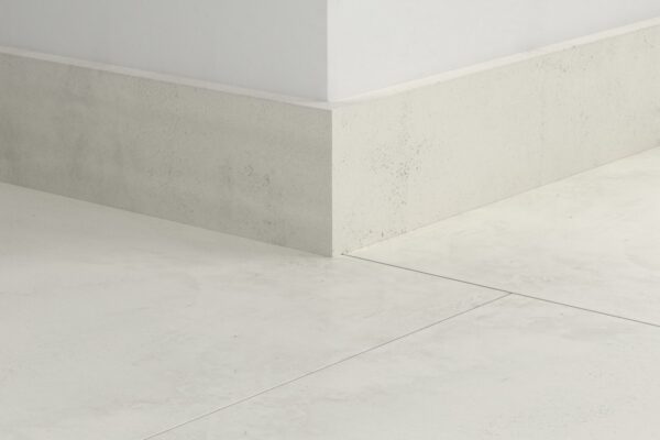Laminēta grīdlīste Quick-Step 14*77*2400mm QSPSKR05487