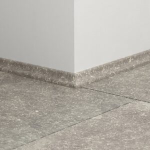 Laminēta grīdlīste Quick-Step 17*17*2400mm QSSCOT05485