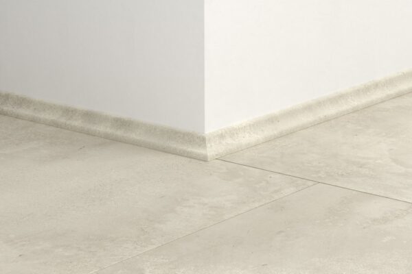 Laminēta grīdlīste Quick-Step 17*17*2400mm QSSCOT05491