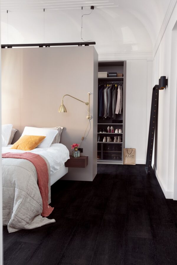 Quick-Step lamināts Capture Painted oak black SIG4755 32. klase