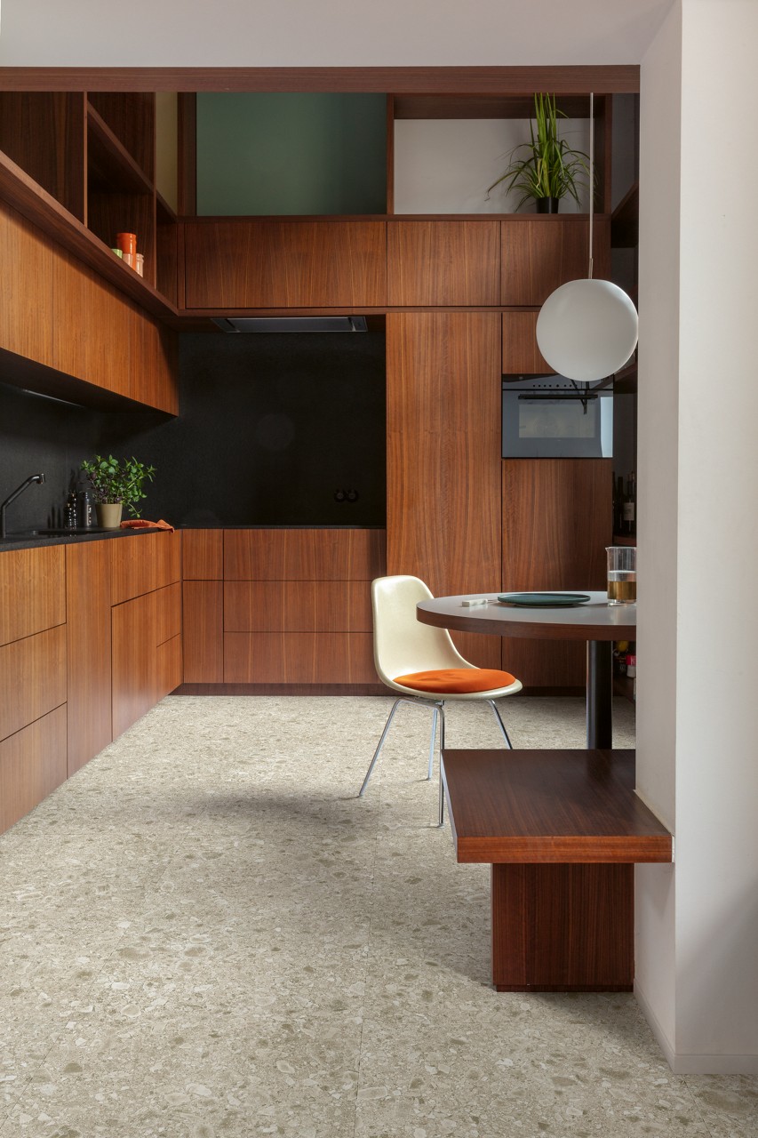 Vinila-grida-Quick-step-blush-ceppo-warm-grey-SGTC20306