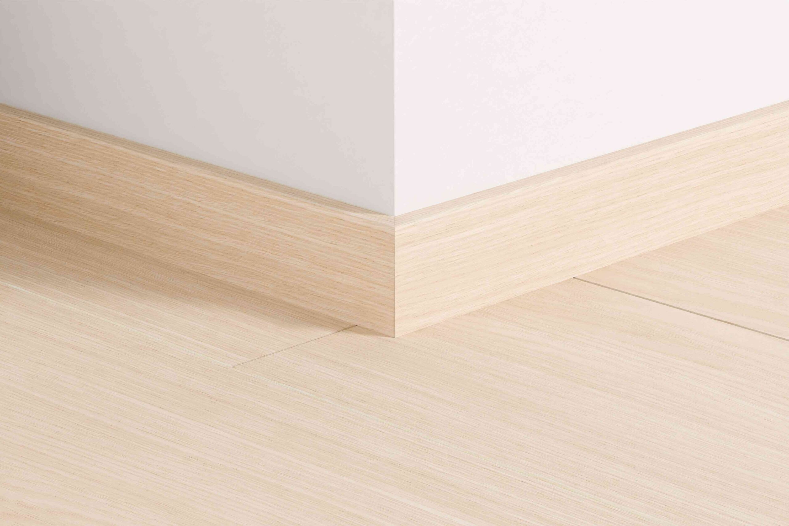 quick-step-skirting-QSSK08258